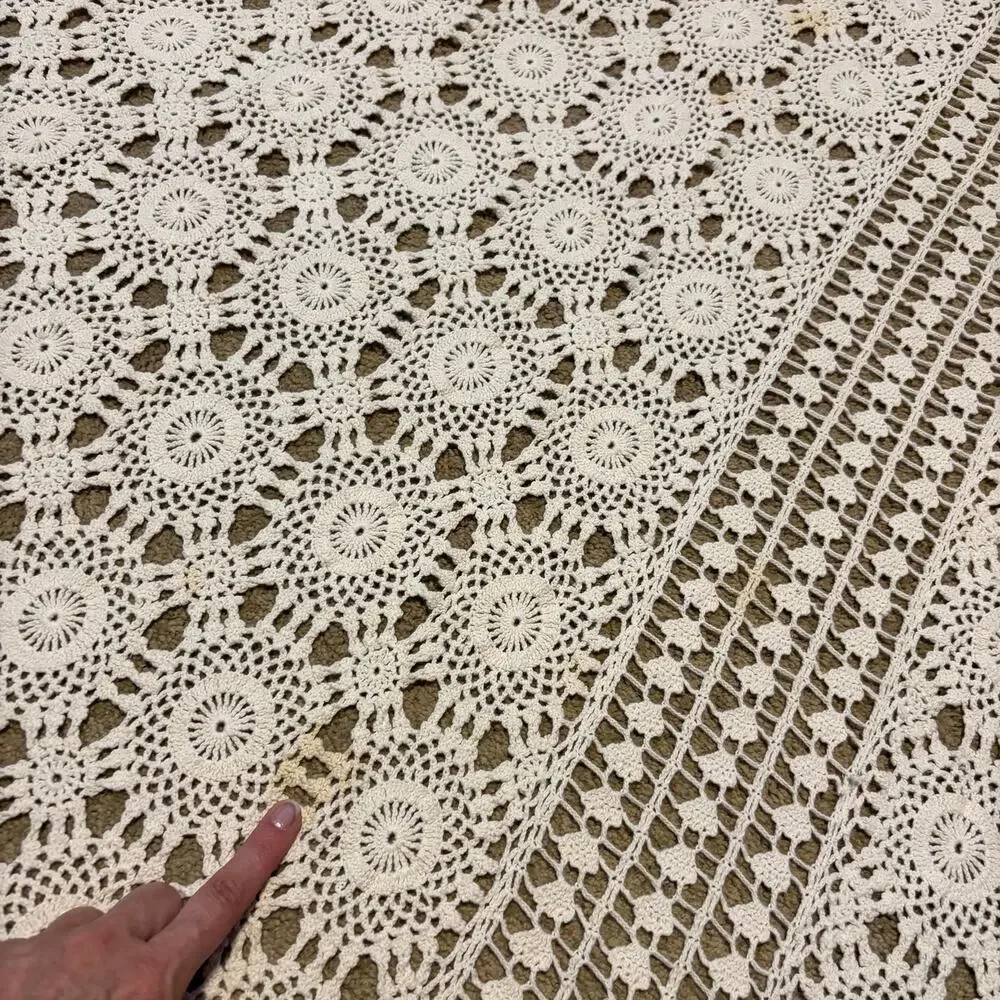 Vintage Crochet Lace Tablecloth Coverlet 57x92 Rectangle Boho Bed Ivory White